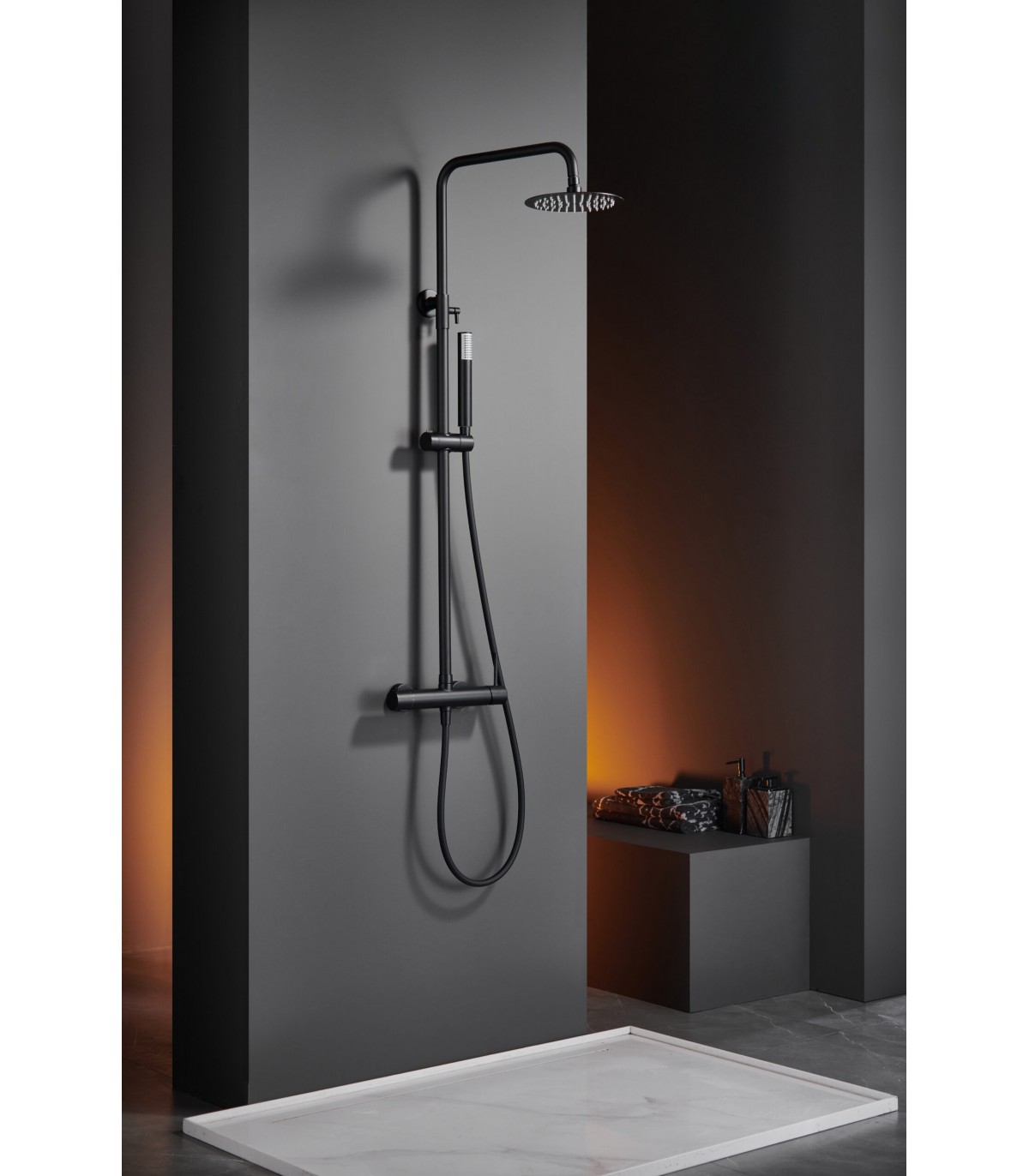 Barra de ducha termostática negro mate serie Monza - Imex Products